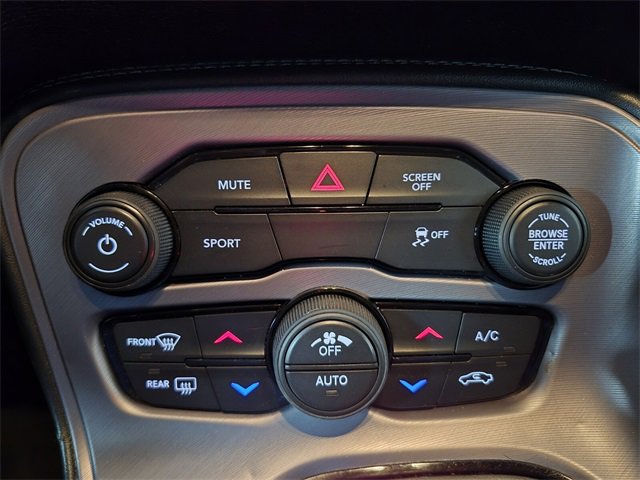 Used 2023 Dodge Challenger SXT image 27