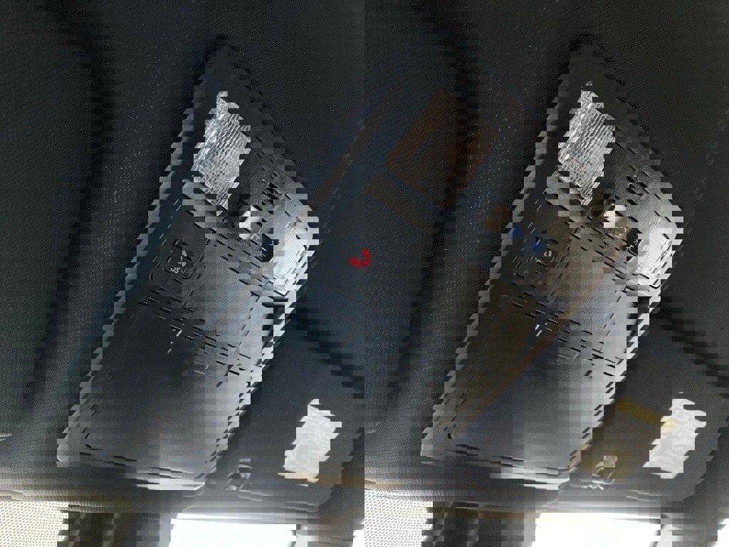 Used 2022 Toyota Tacoma TRD Sport w/ Technology Package image 27