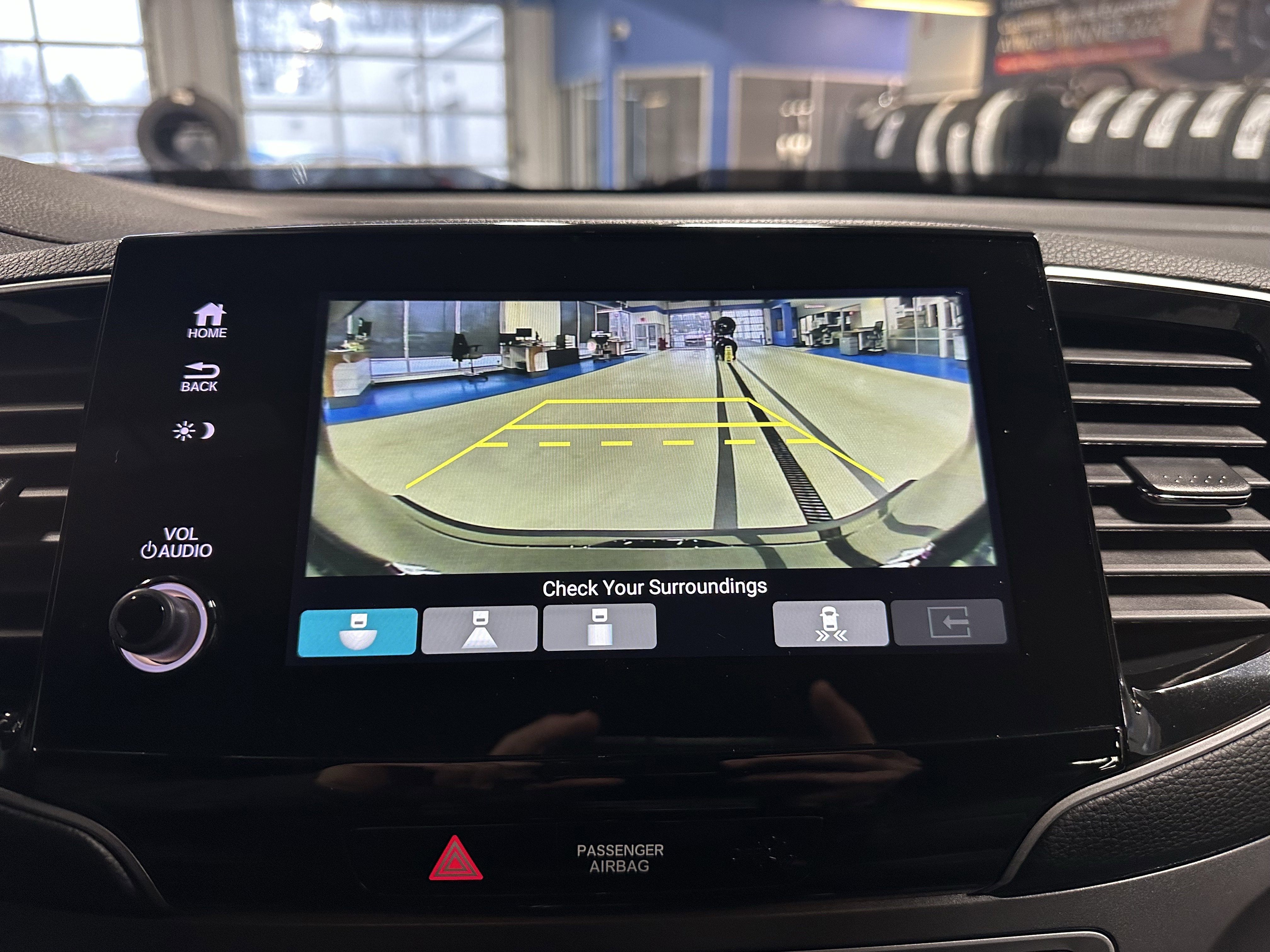 Used 2023 Honda Passport EX-L image 12