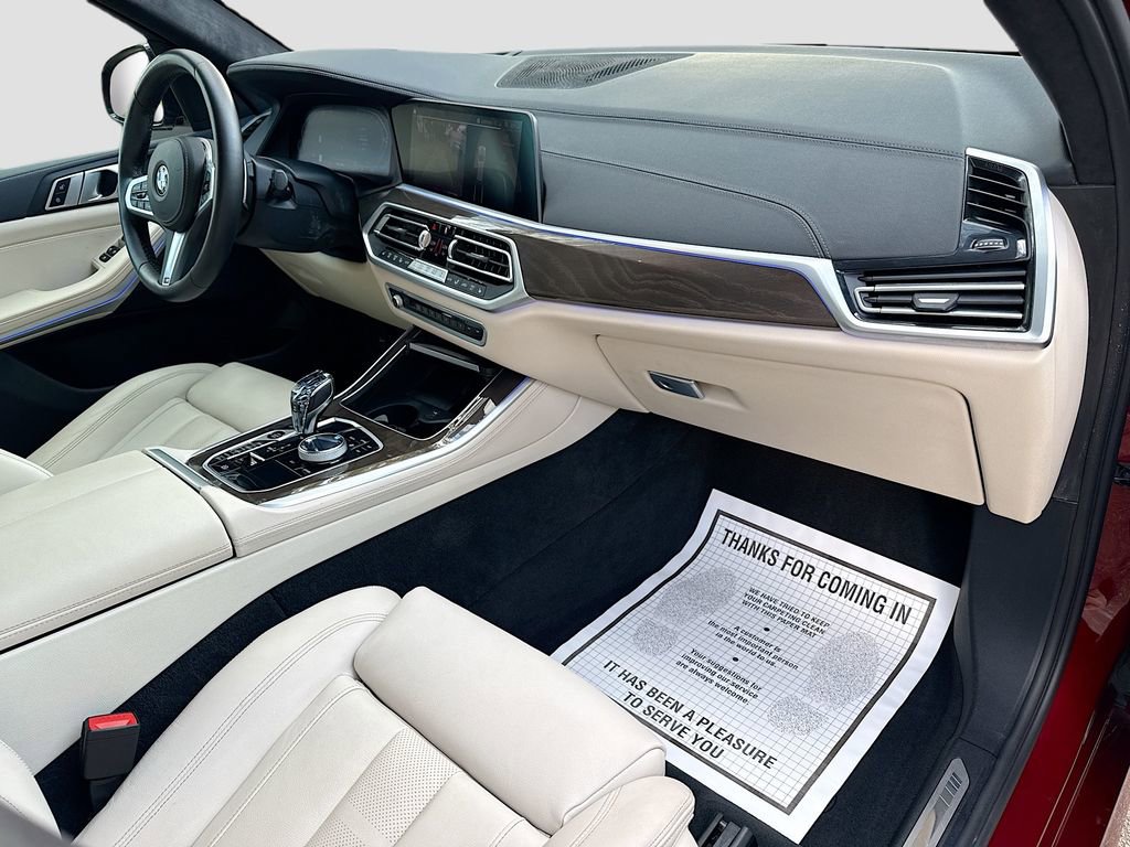 Used 2022 BMW X5 sDrive40i w/ M Sport Package image 14