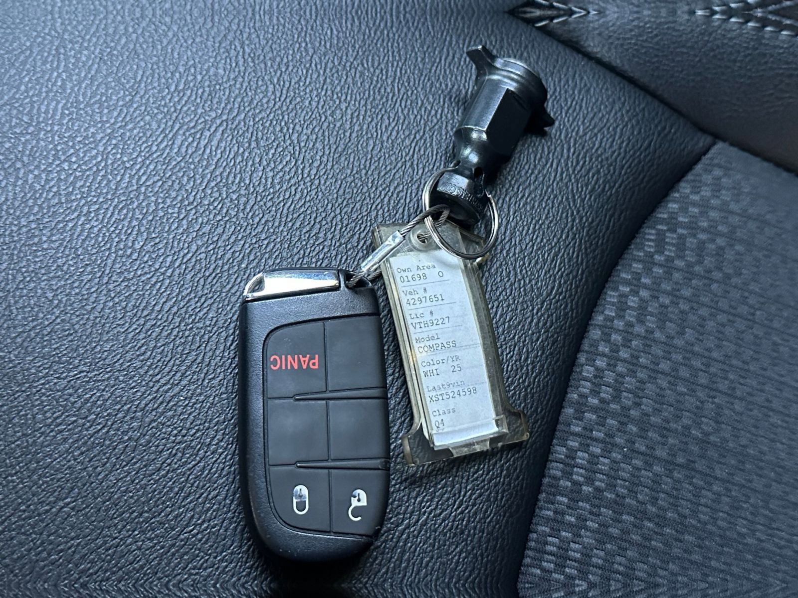 Used 2025 Jeep Compass Trailhawk w/ Trailer Tow Group image 22