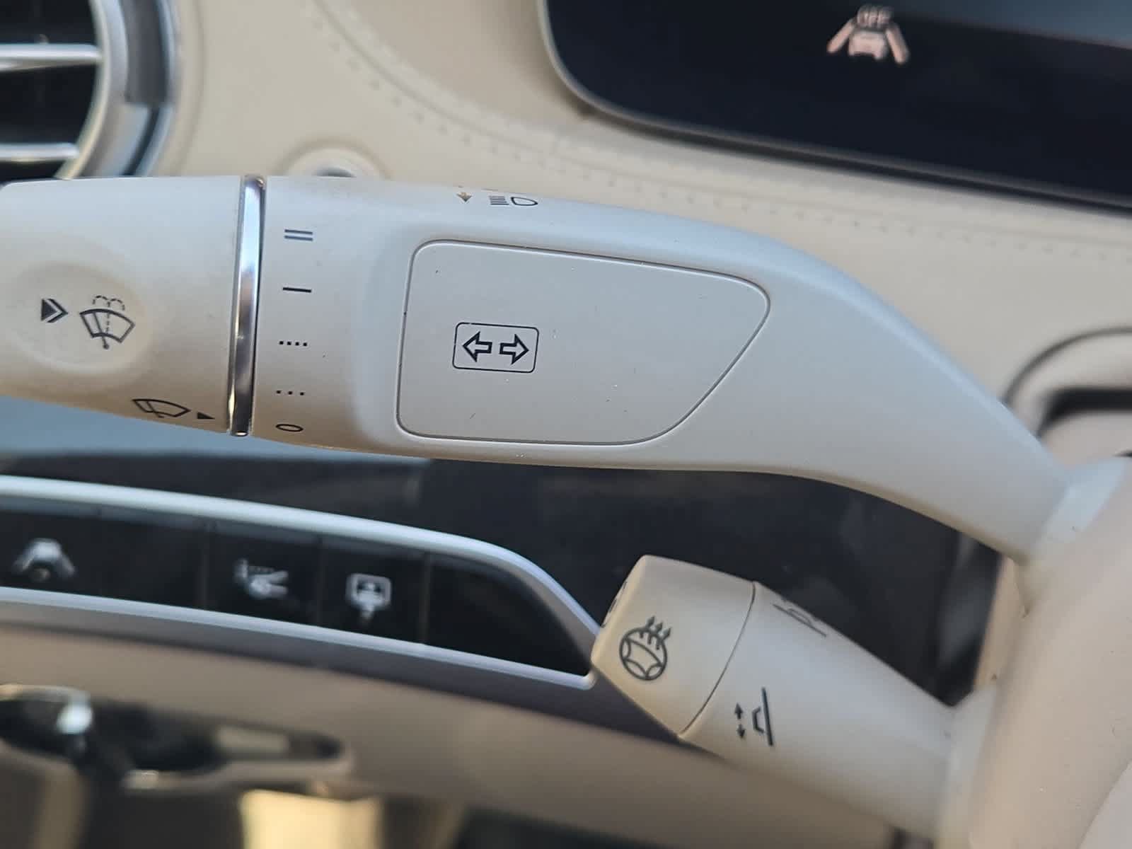 Used 2020 Mercedes-Benz S 560 Sedan image 27