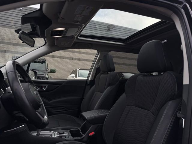 Used 2024 Subaru Forester Premium image 24