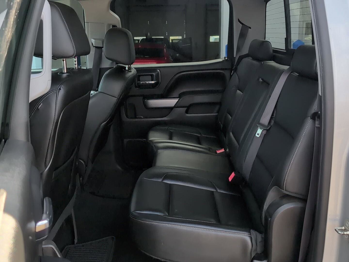 Used 2015 Chevrolet Silverado 1500 LTZ Z71 w/ LTZ Plus Package image 12