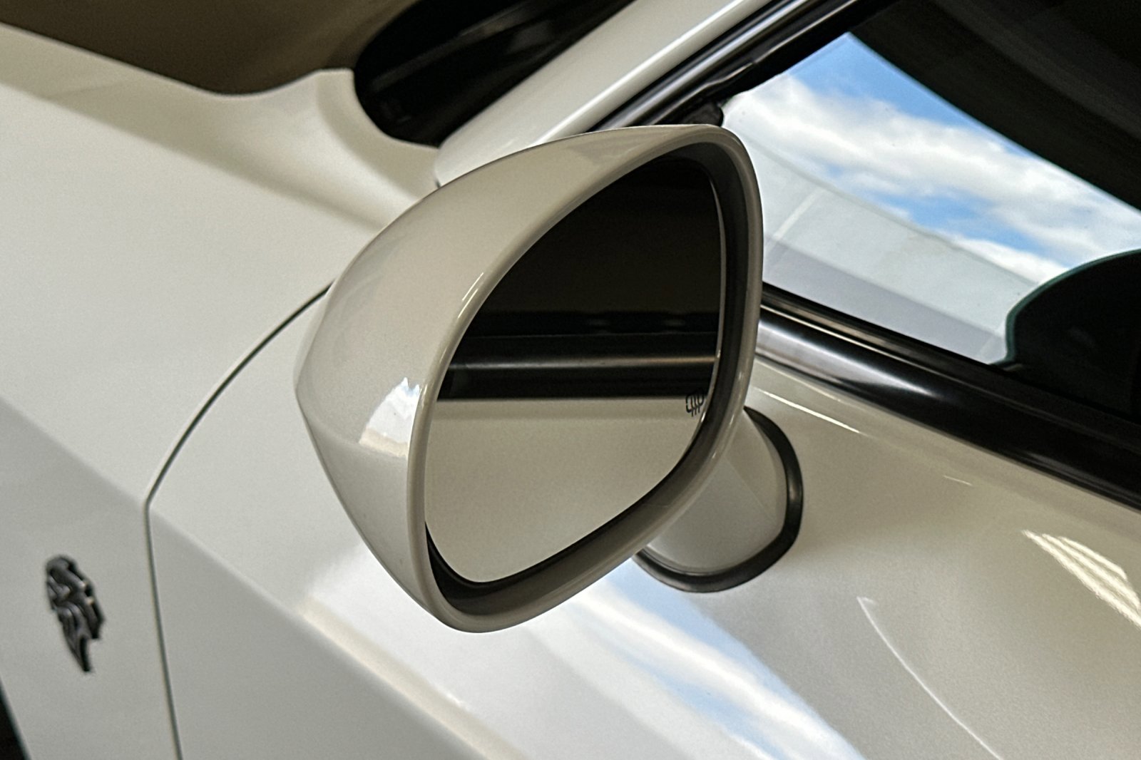 Used 2015 Dodge Challenger SRT Hellcat image 55