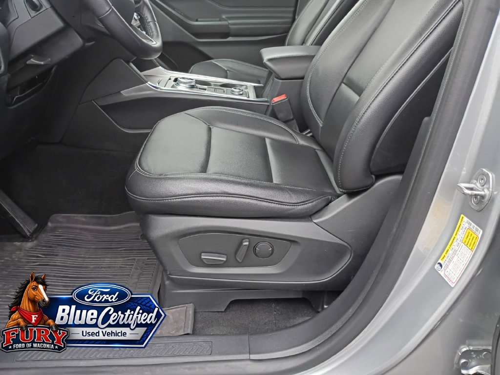 Used 2020 Ford Explorer XLT w/ Equipment Group 202A AWD/4WD image 30