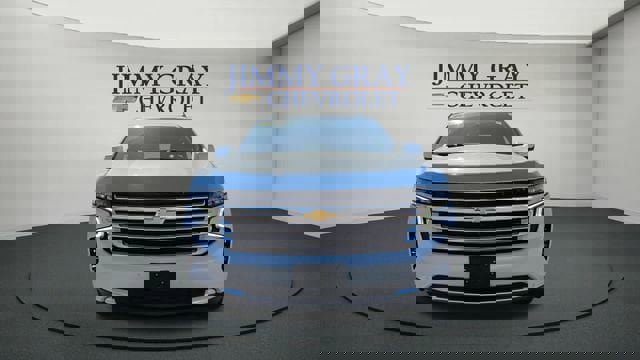 Used 2023 Chevrolet Tahoe High Country w/ Advanced Technology Package AWD/4WD image 8