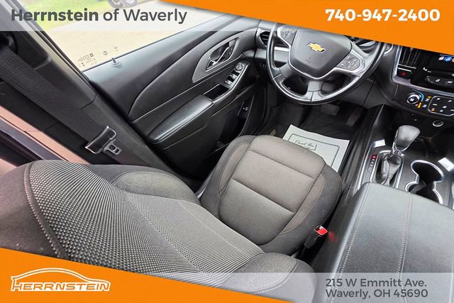 Used 2023 Chevrolet Traverse LT FWD image 10