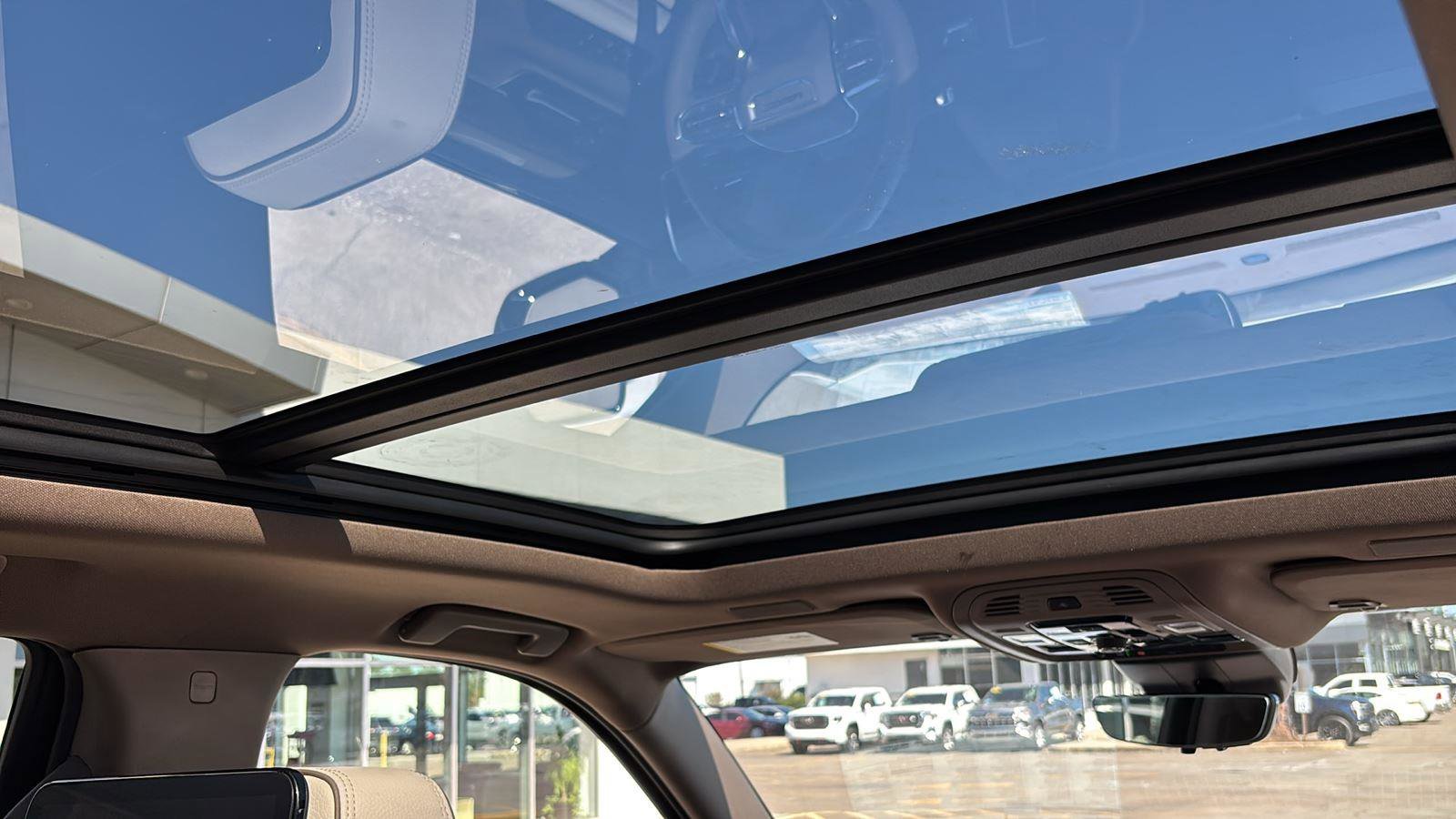 New 2026 GMC Yukon Denali w/ Advanced Technology Package image 27