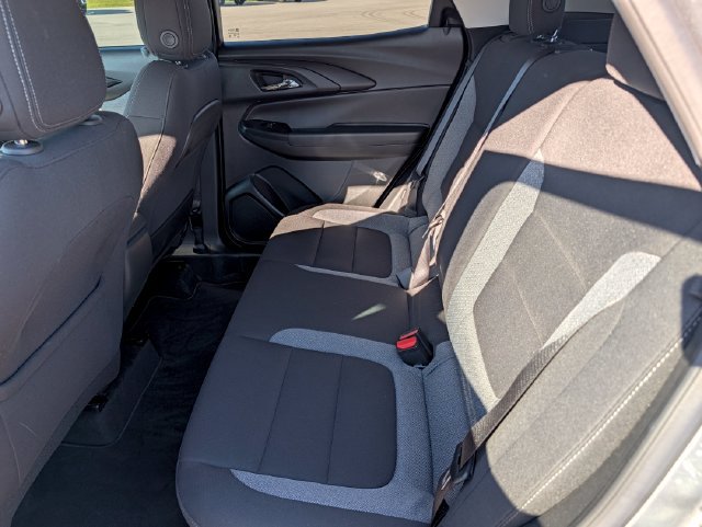 Used 2024 Chevrolet TrailBlazer LT FWD image 25