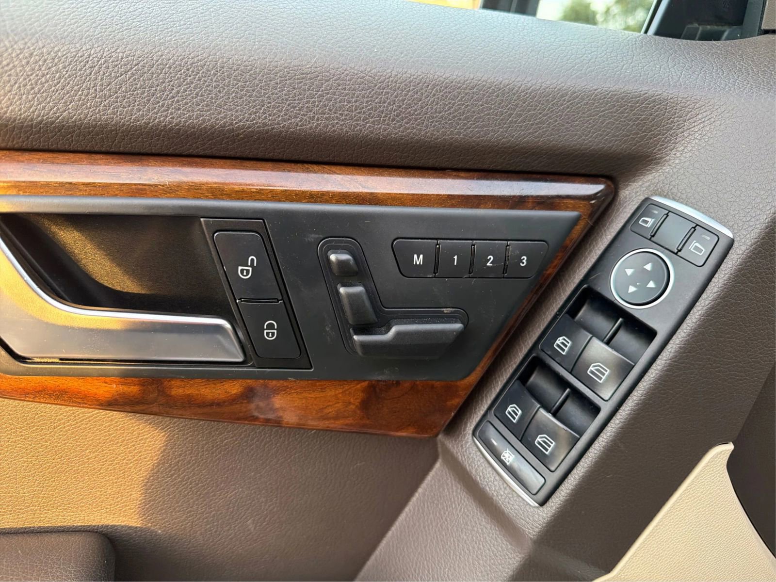 Used 2014 Mercedes-Benz GLK 250 BlueTEC 4MATIC image 33