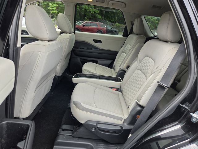 Used 2023 Nissan Pathfinder SV w/ SV Premium Package FWD image 10