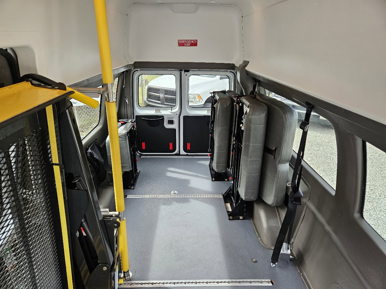 Used 2013 Ford E-350 and Econoline 350 Extended Super Duty w/ PWR Group image 34