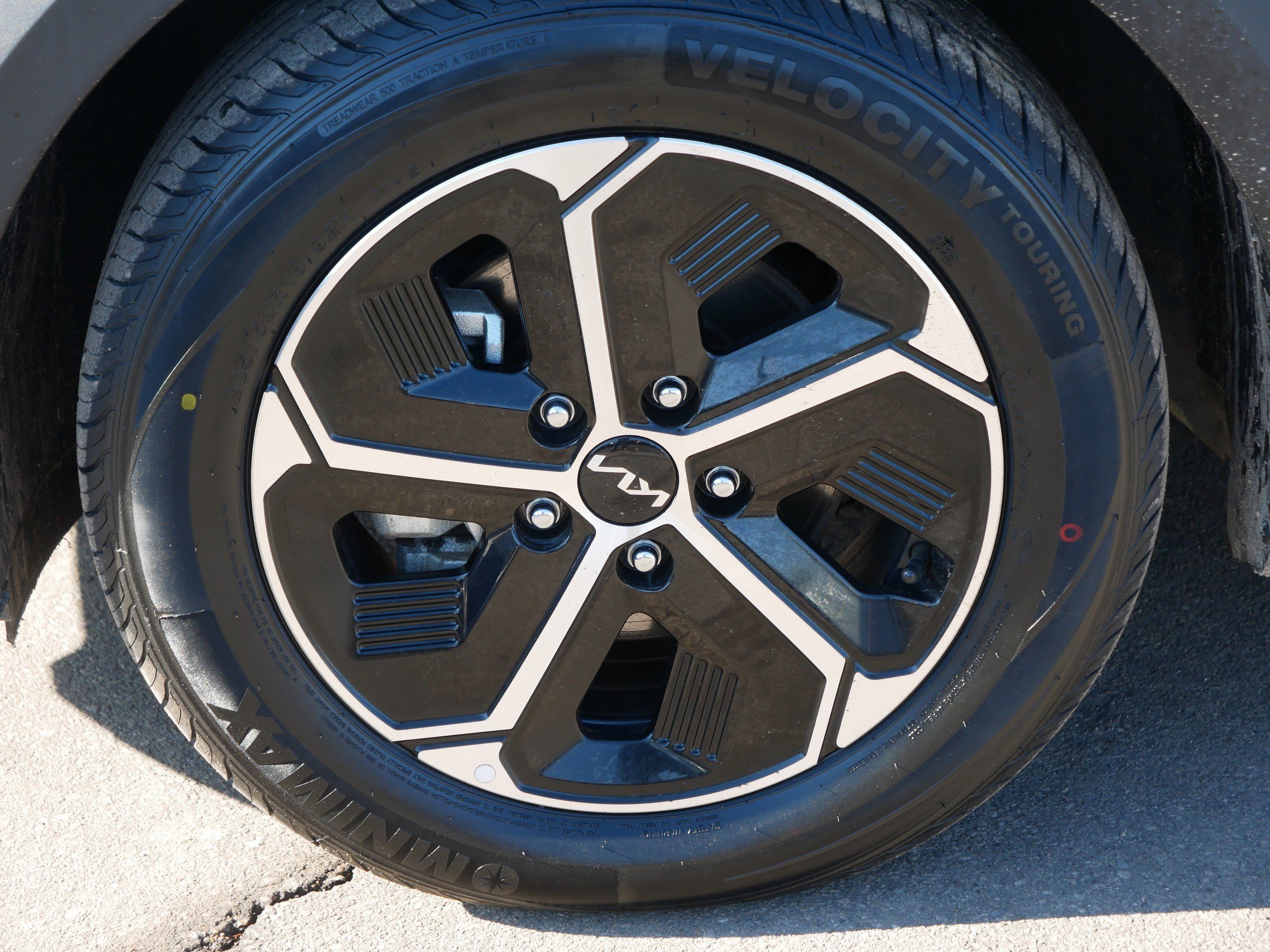 Certified 2023 Kia Niro EX image 15