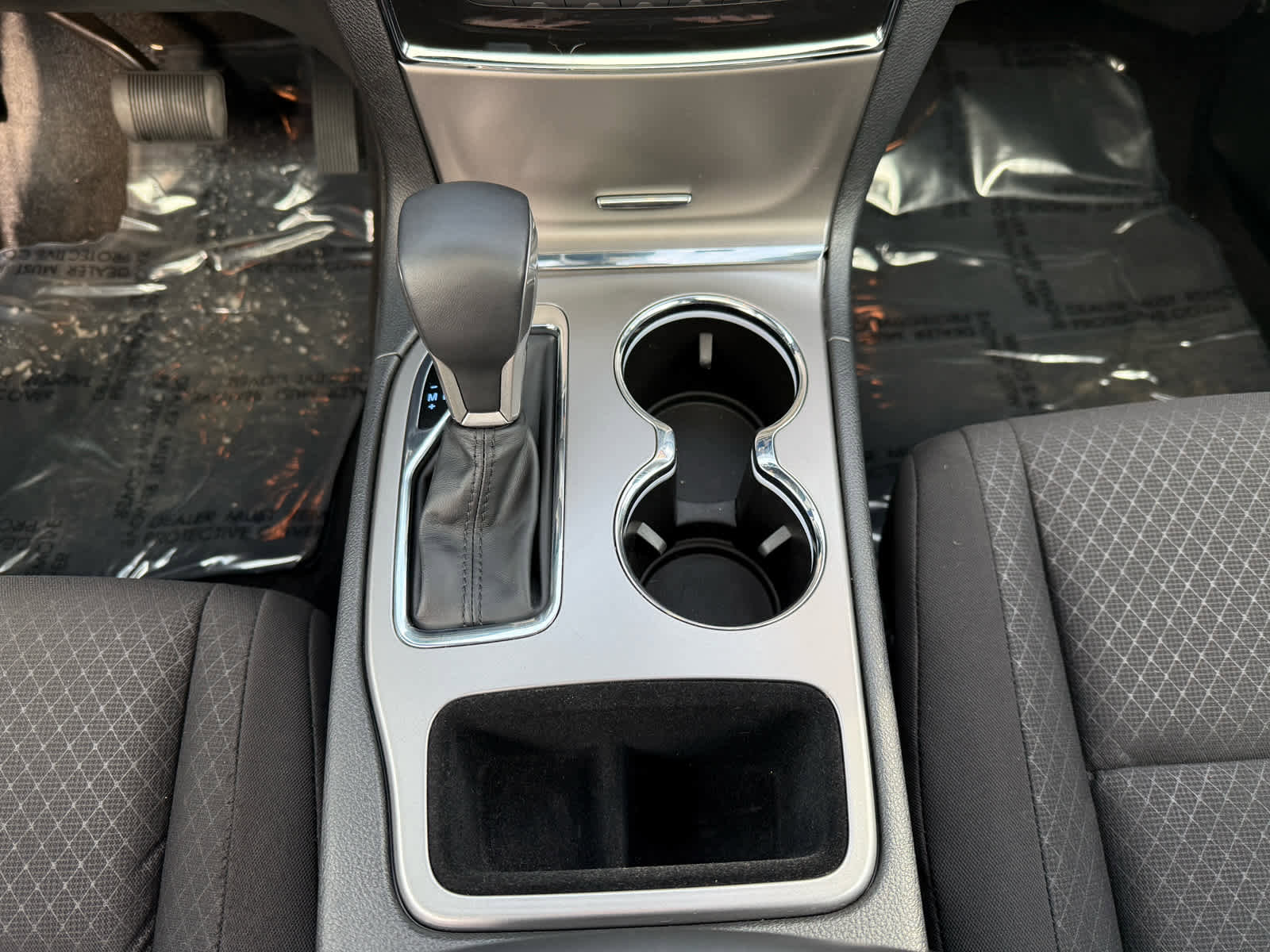 Used 2021 Jeep Grand Cherokee Laredo image 15