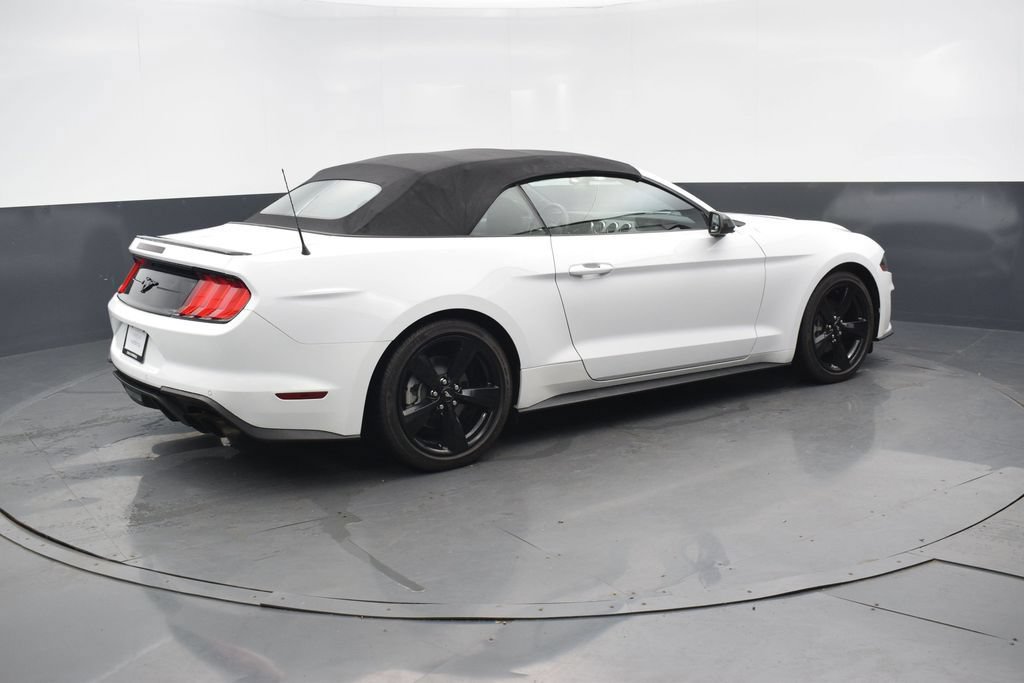 Used 2021 Ford Mustang Convertible w/ Equipment Group 101A RWD image 6