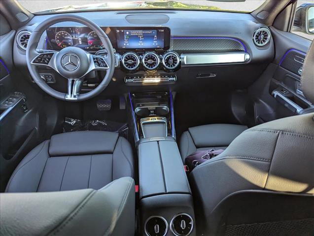 Used 2025 Mercedes-Benz GLB 250 image 13