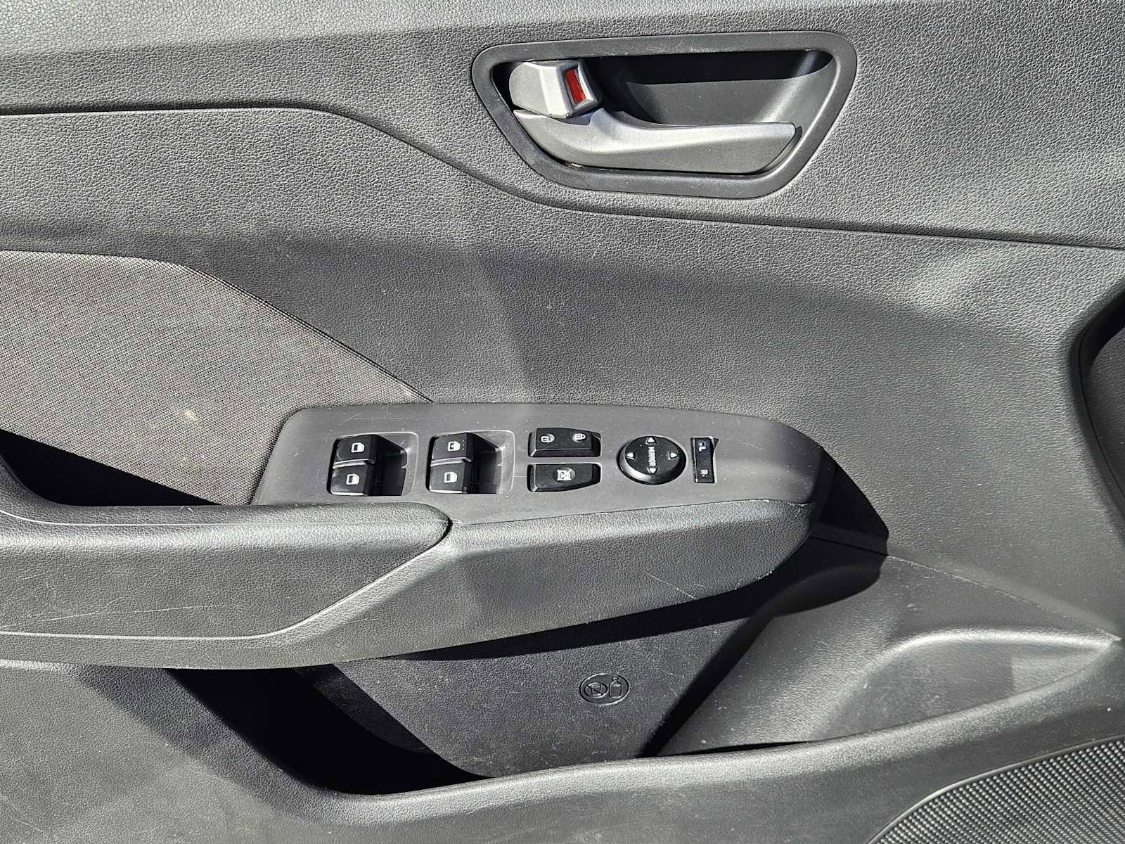 Used 2021 Hyundai Accent SE image 20