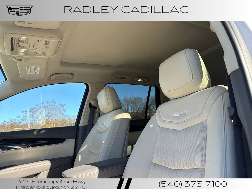 Used 2021 Cadillac XT6 Premium Luxury image 12