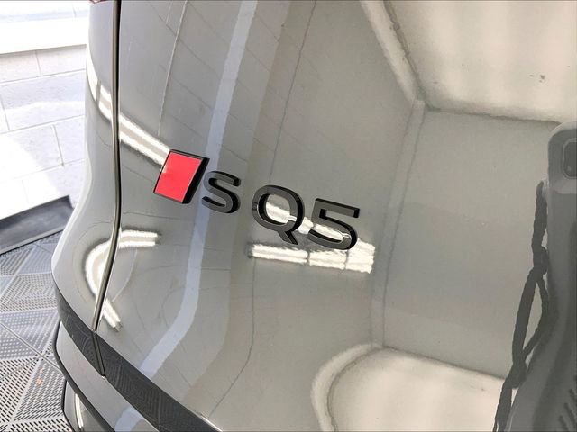 New 2025 Audi SQ5 Prestige AWD/4WD image 9