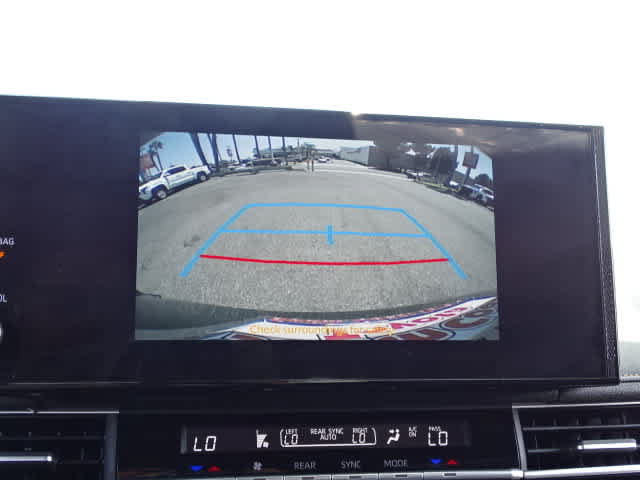 Certified 2025 Toyota Sienna XLE Woodland Edition AWD/4WD image 28