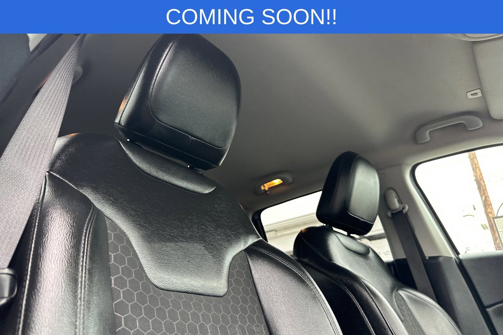 Used 2018 Jeep Compass Latitude w/ Popular Equipment Group AWD/4WD image 18