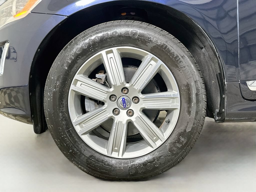 Used 2017 Volvo XC60 T5 Inscription w/ Preferred Option Package AWD/4WD image 37