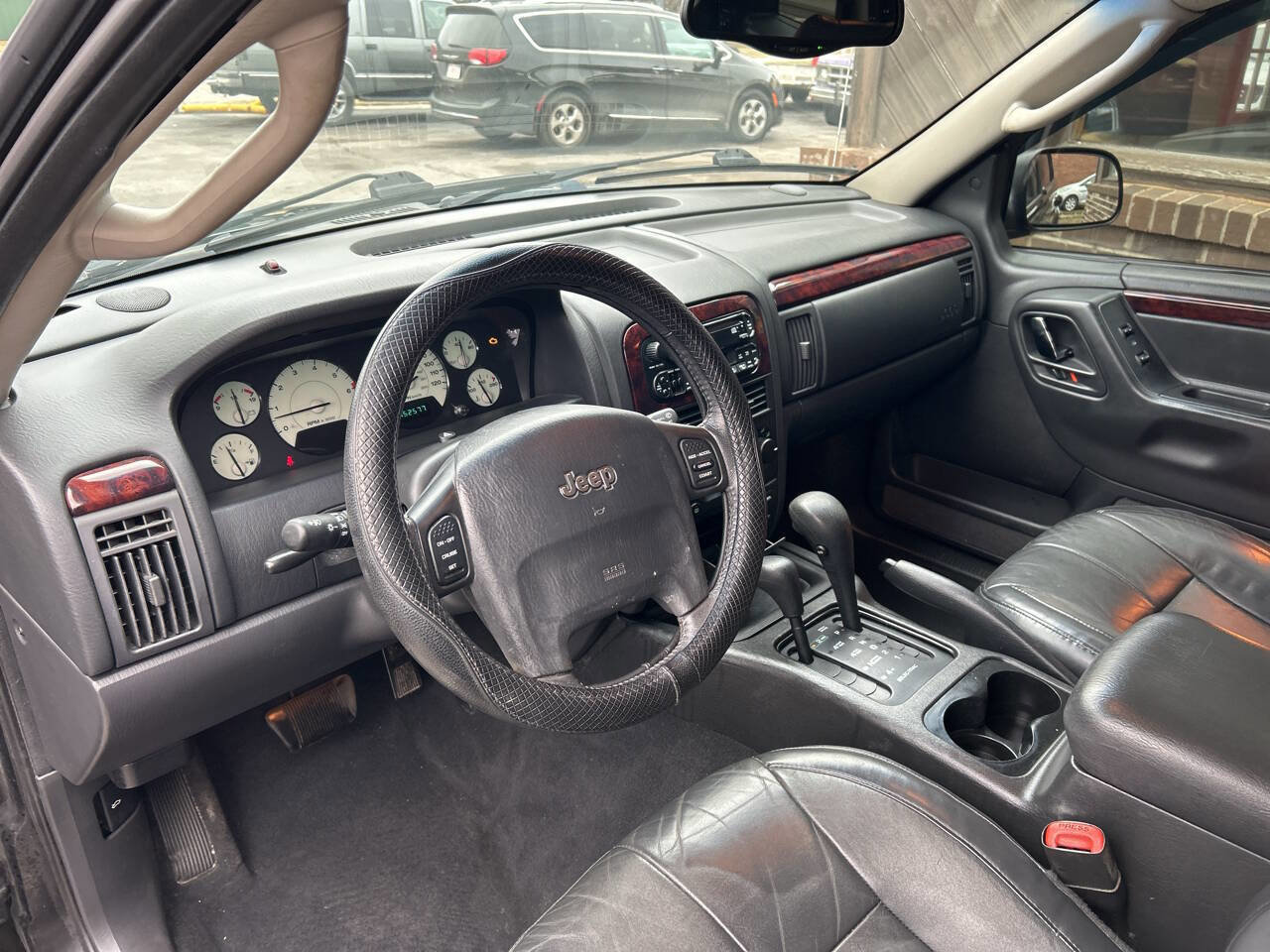 Used 2002 Jeep Grand Cherokee Limited image 10