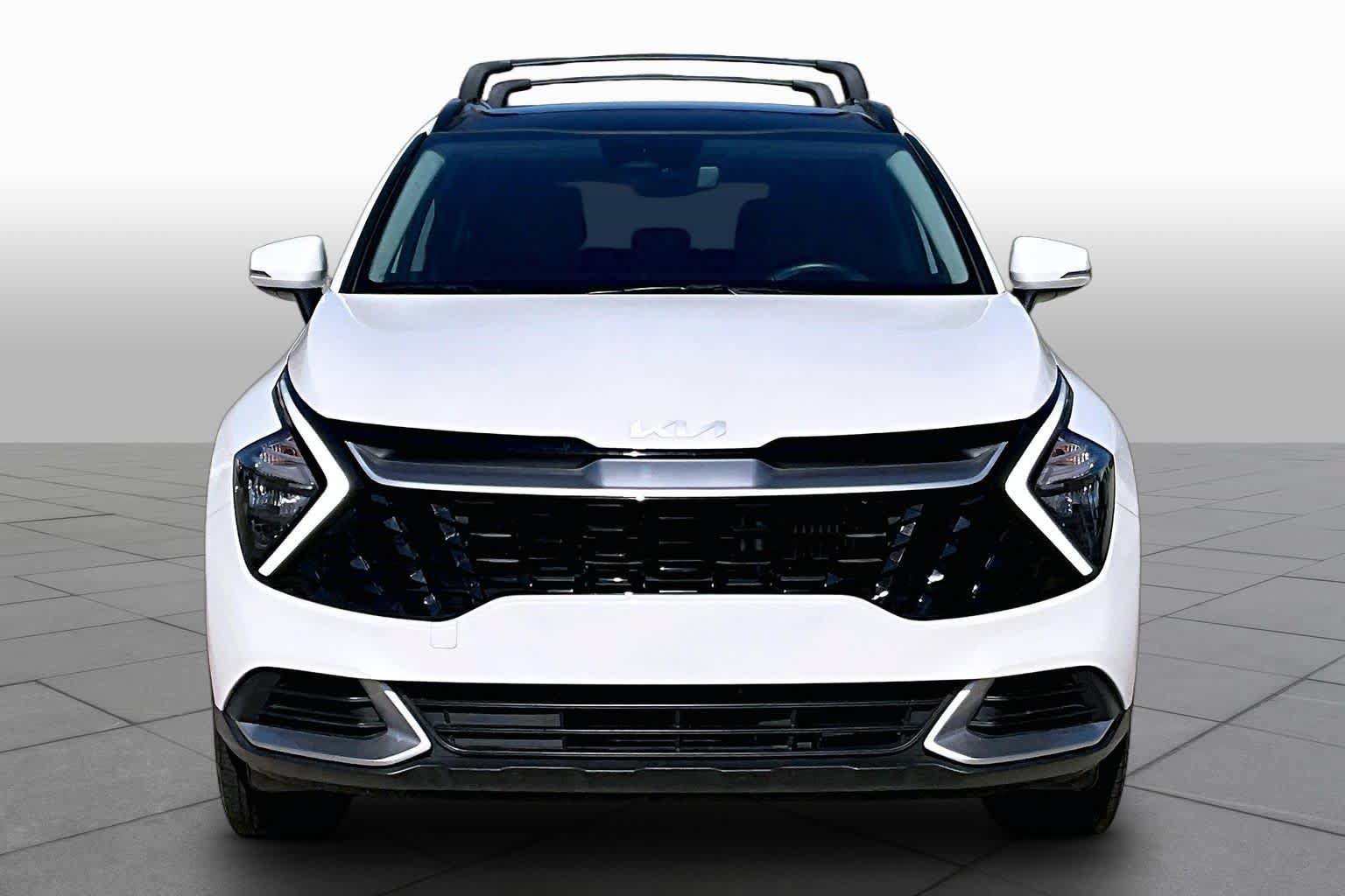 Used 2023 Kia Sportage EX w/ EX Premium Package AWD/4WD image 4