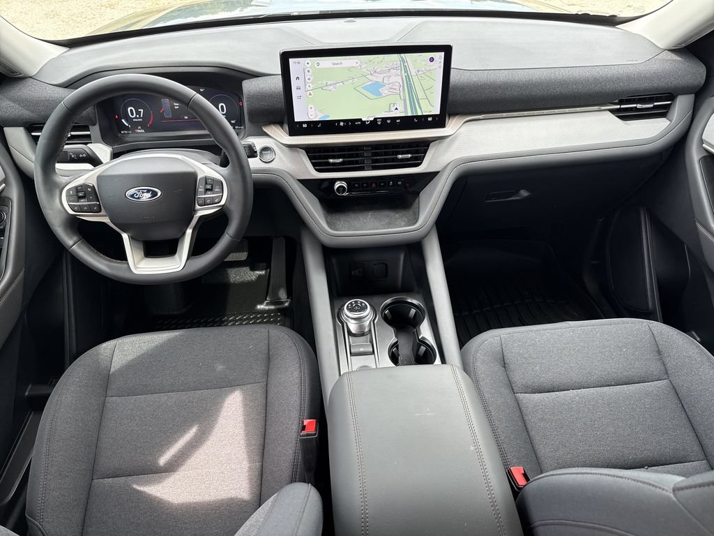 Used 2026 Ford Explorer Active RWD image 26