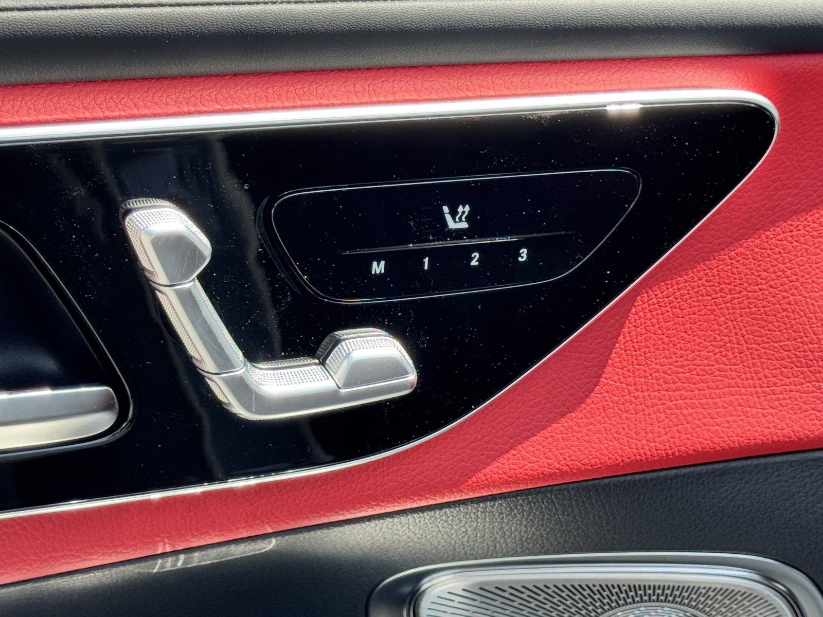 Used 2024 Mercedes-Benz GLC 43 AMG 4MATIC image 20