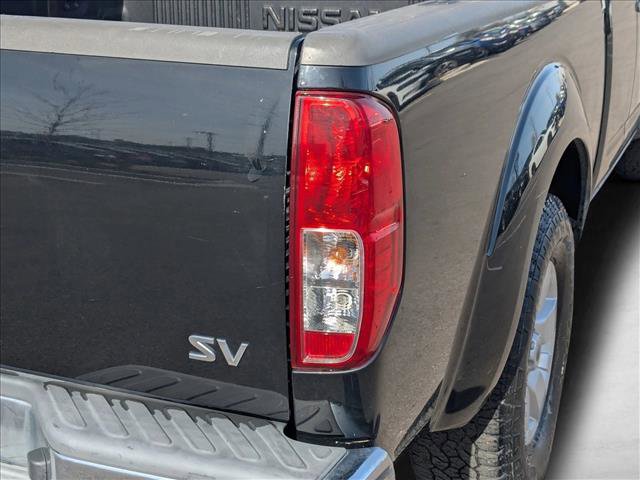 Used 2012 Nissan Frontier SV image 6