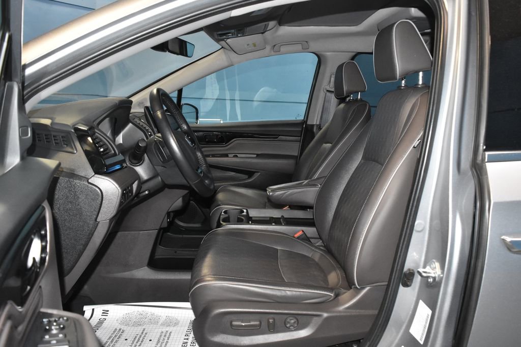 Used 2023 Honda Odyssey Elite image 7