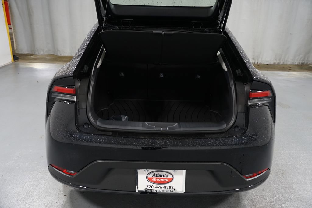 New 2026 Toyota Prius LE image 32