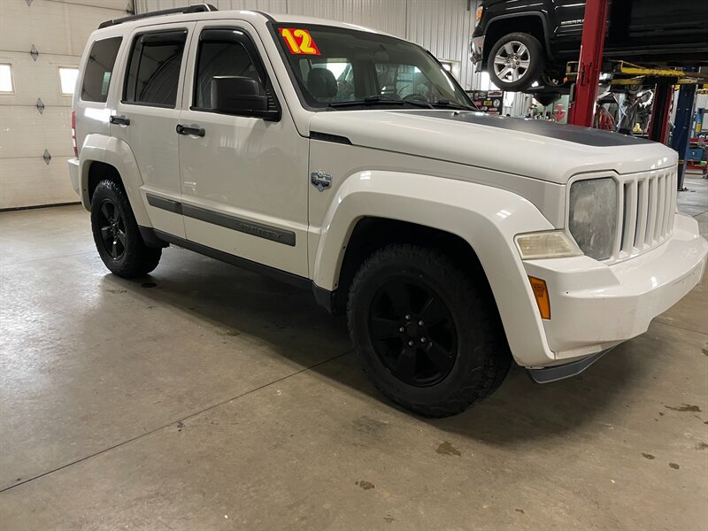 Used 2012 Jeep Liberty Arctic AWD/4WD image 4