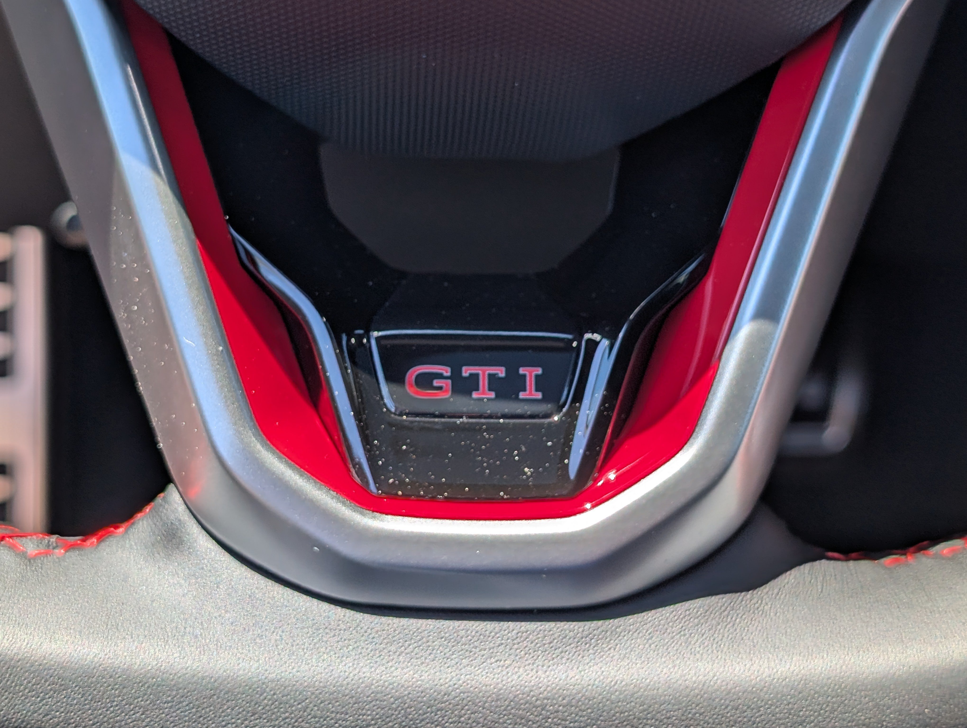 New 2026 Volkswagen GTI SE FWD image 21
