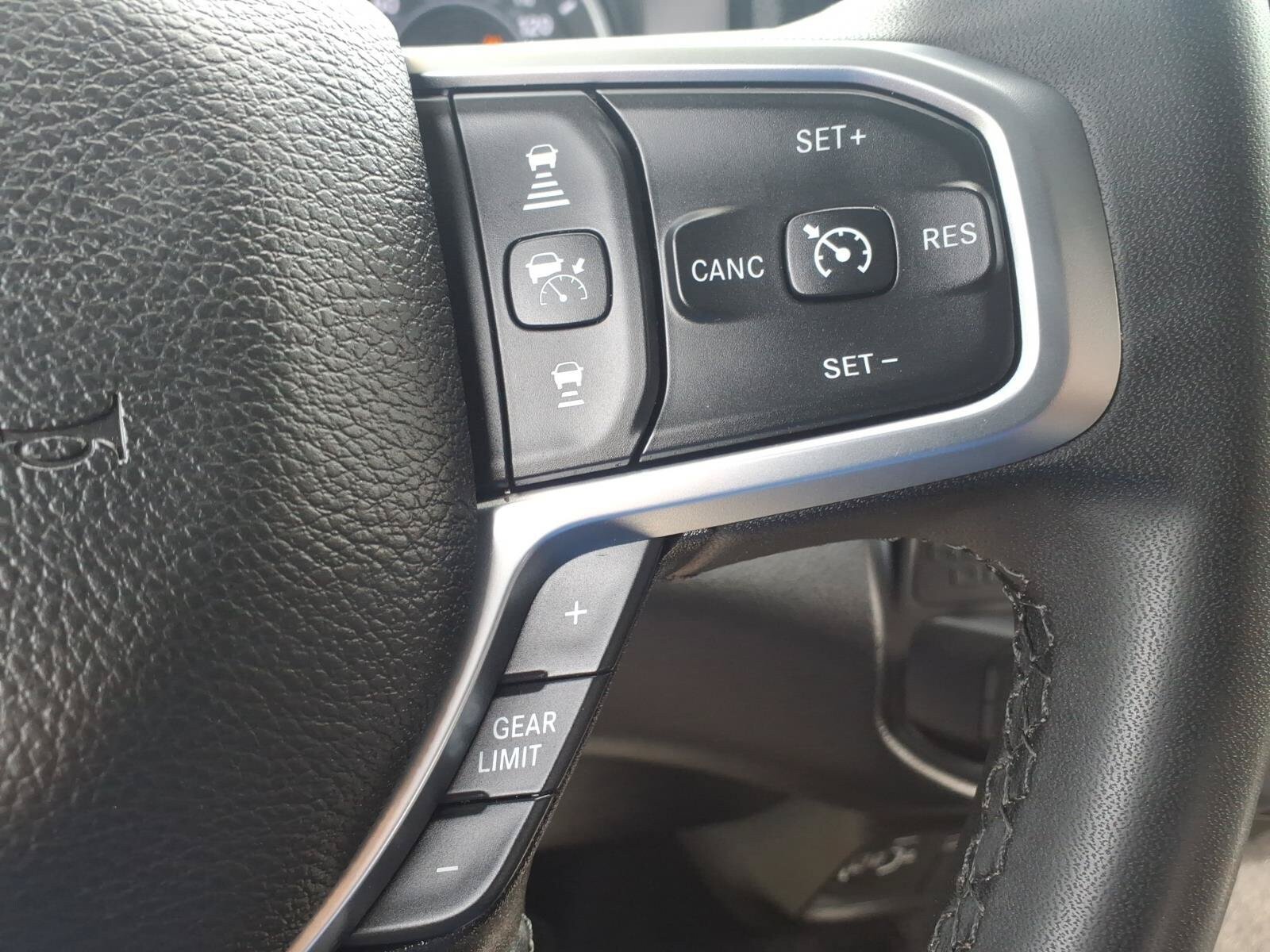 Certified 2026 RAM 2500 Big Horn AWD/4WD image 19