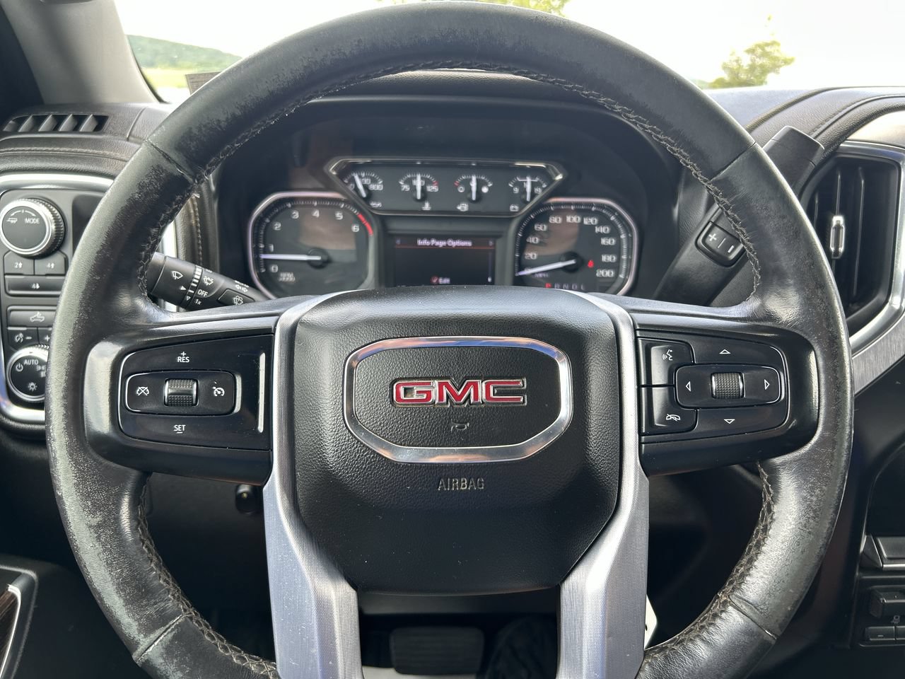 Used 2020 GMC Sierra 2500 SLE AWD/4WD image 26