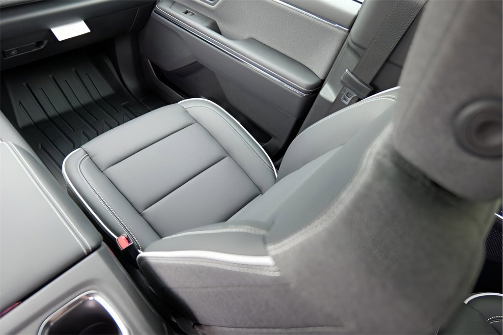 New 2026 GMC Sierra EV Elevation image 27