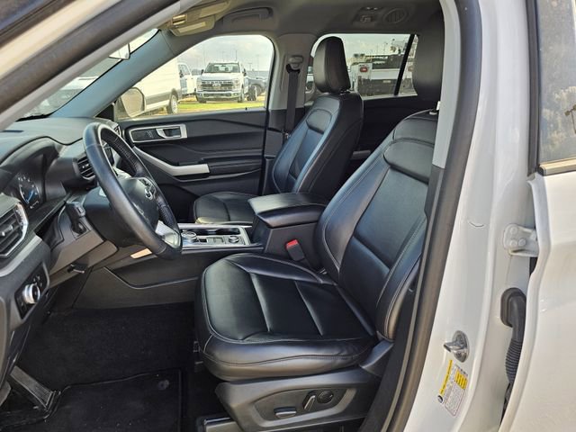 Certified 2023 Ford Explorer XLT w/ Equipment Group 202A image 12
