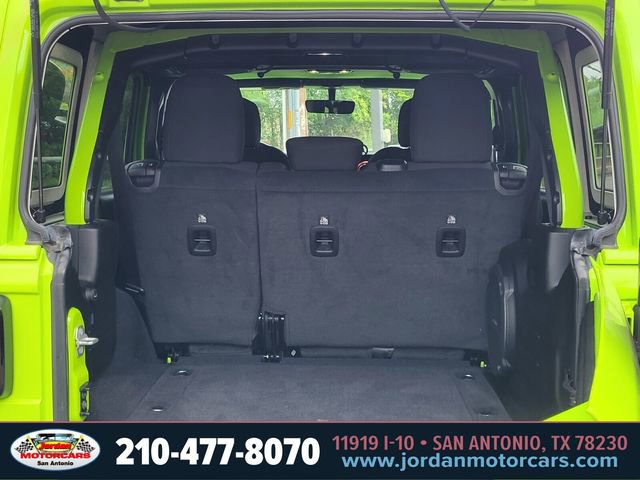Used 2021 Jeep Wrangler Unlimited Rubicon AWD/4WD image 30
