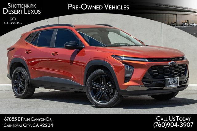 Used 2024 Chevrolet Trax ACTIV w/ Driver Confidence Package FWD image 1