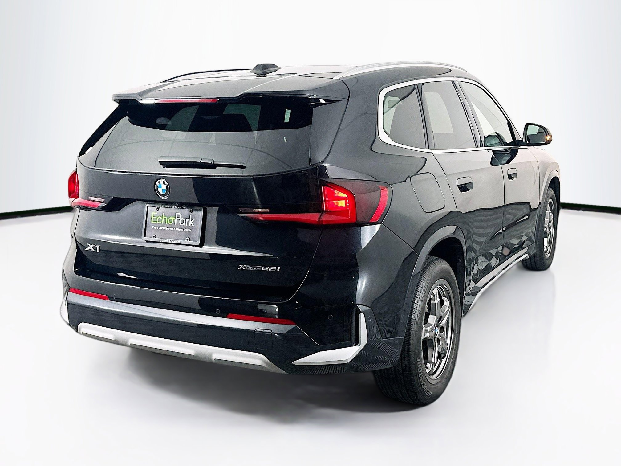 Used 2025 BMW X1 xDrive28i image 9