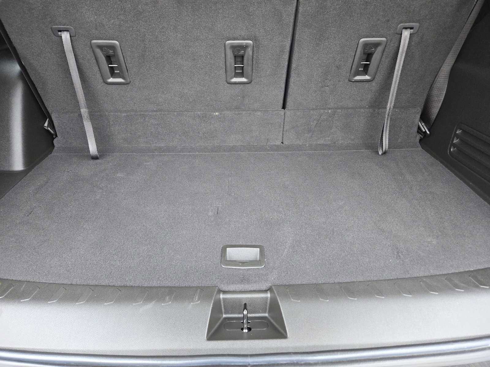 Certified 2023 Chevrolet Traverse Premier w/ Redline Edition image 31