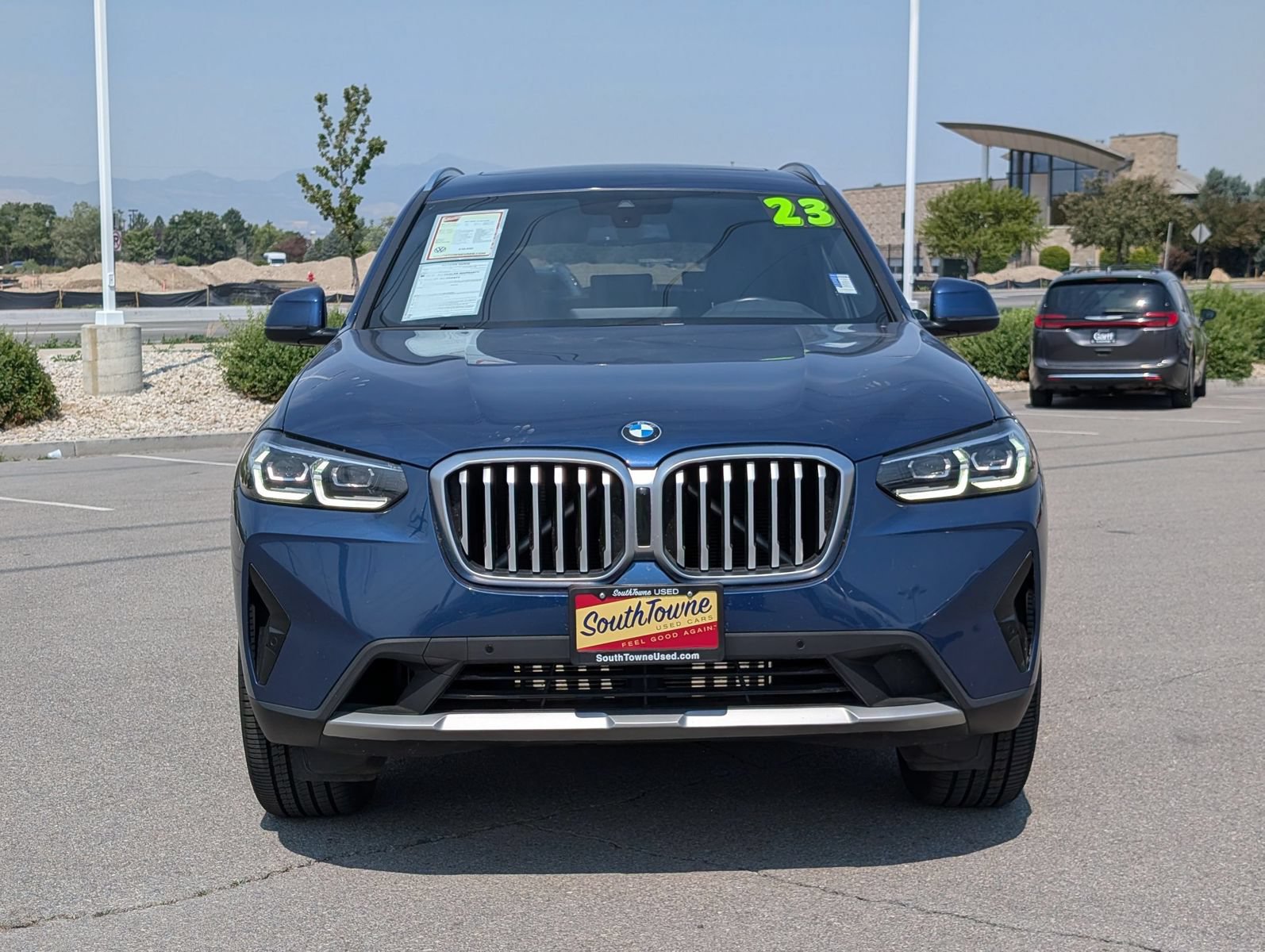 Used 2023 BMW X3 xDrive30i w/ Premium Package AWD/4WD image 8