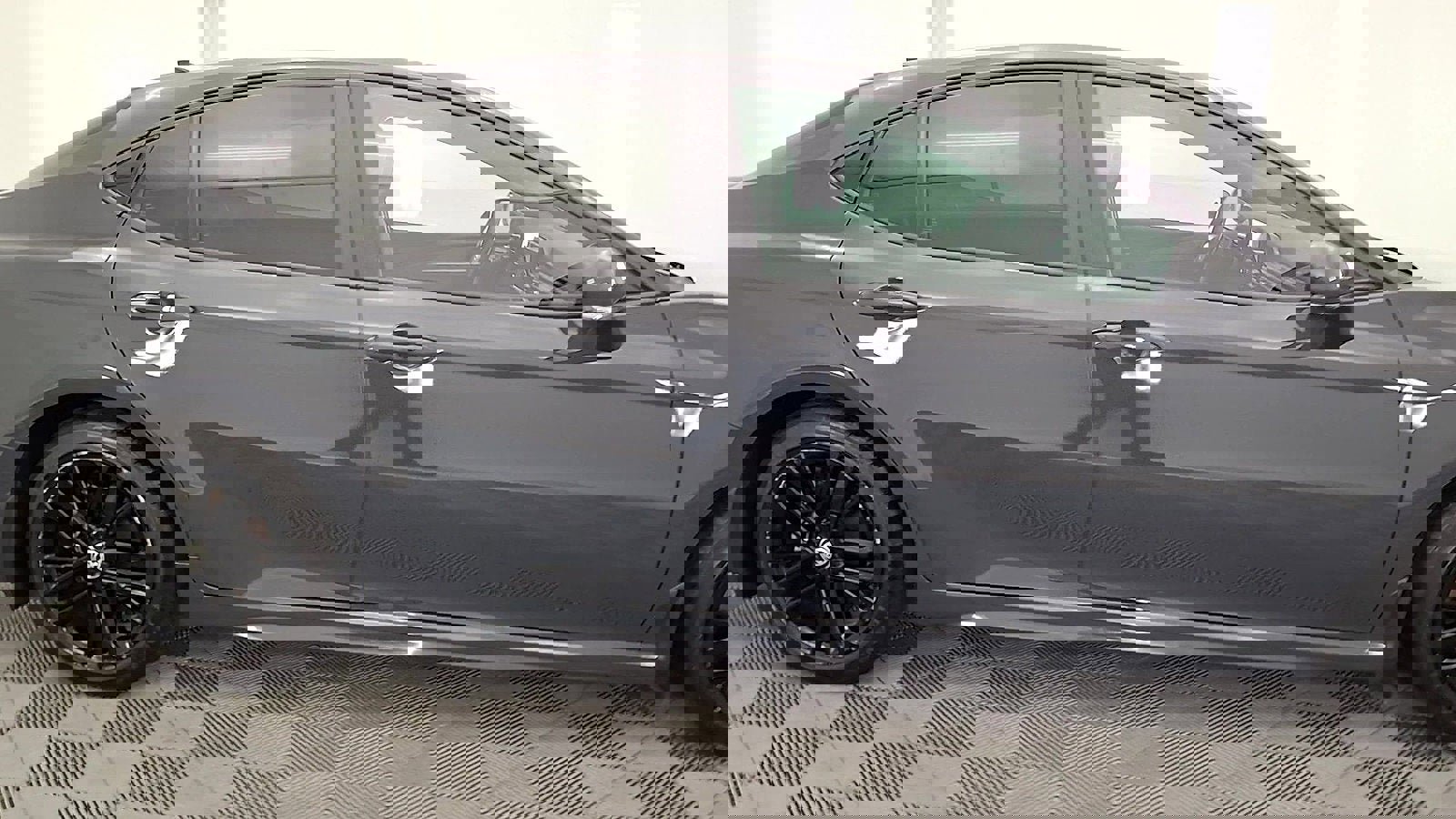 Certified 2025 Toyota Camry SE image 5