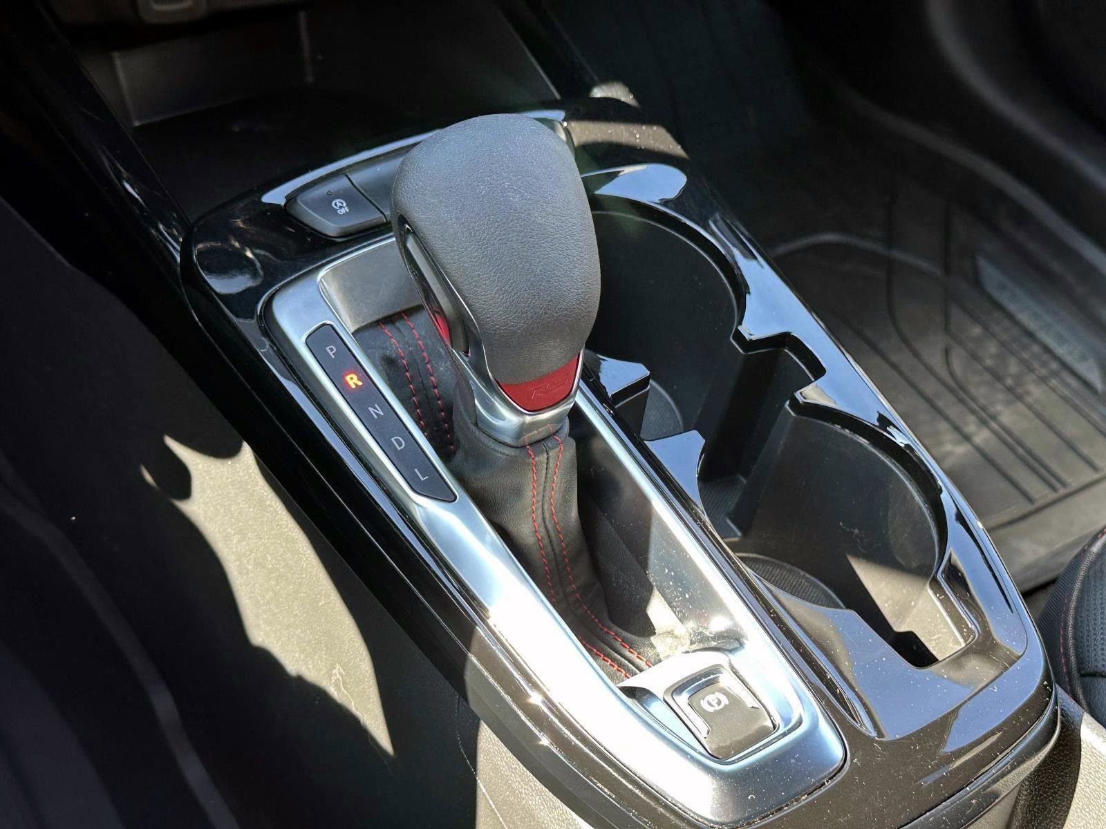 Certified 2024 Chevrolet Trax RS w/ Driver Confidence Package image 25