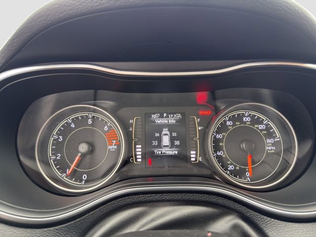 Used 2019 Jeep Cherokee Latitude w/ Popular Appearance Group image 11