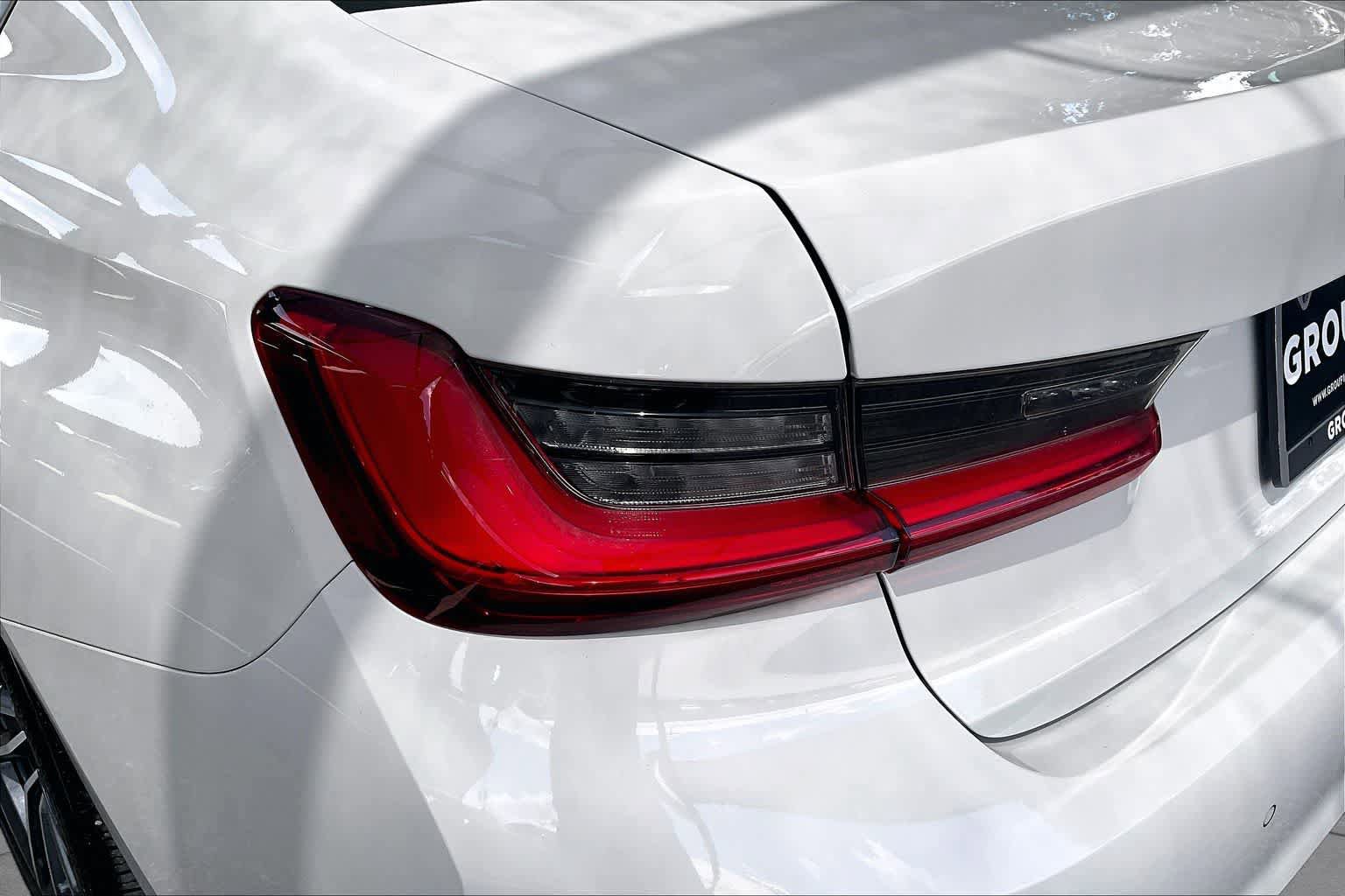 Used 2019 BMW 330i Sedan w/ Premium Package RWD image 28