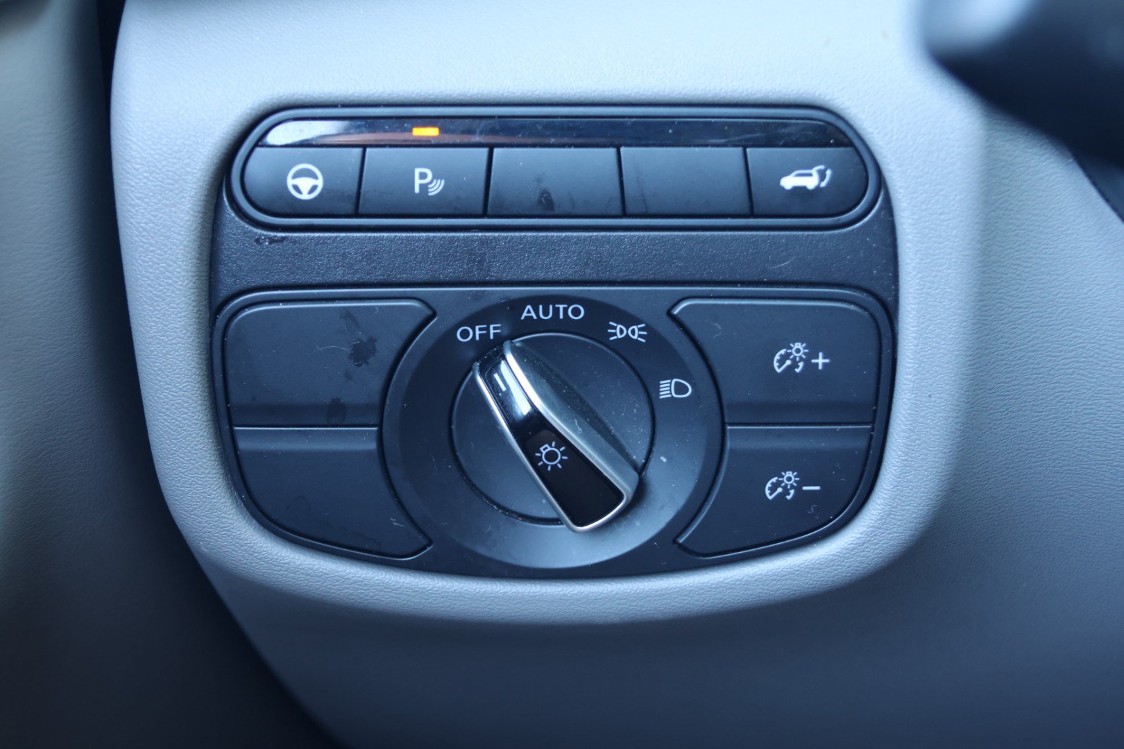 Used 2024 INFINITI QX50 Luxe FWD image 15
